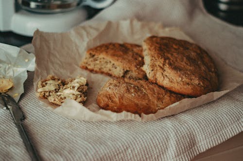 Gratis stockfoto met brood, eten, gebak