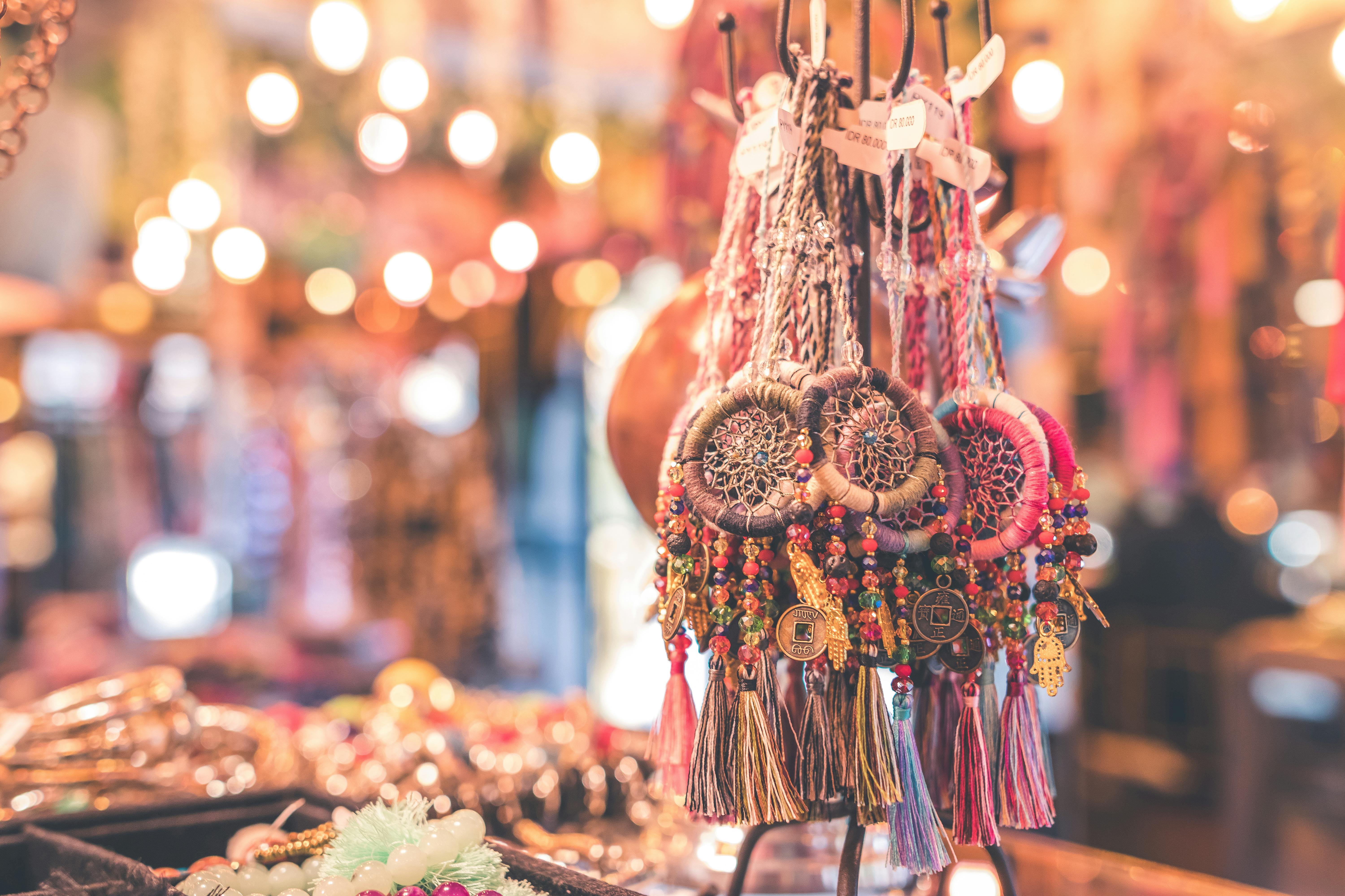 Person Showing Assorted Dream Catcher Keychain Lot in Tilt Shift Photography \u0026#92; \u00b7 Free Stock Photo