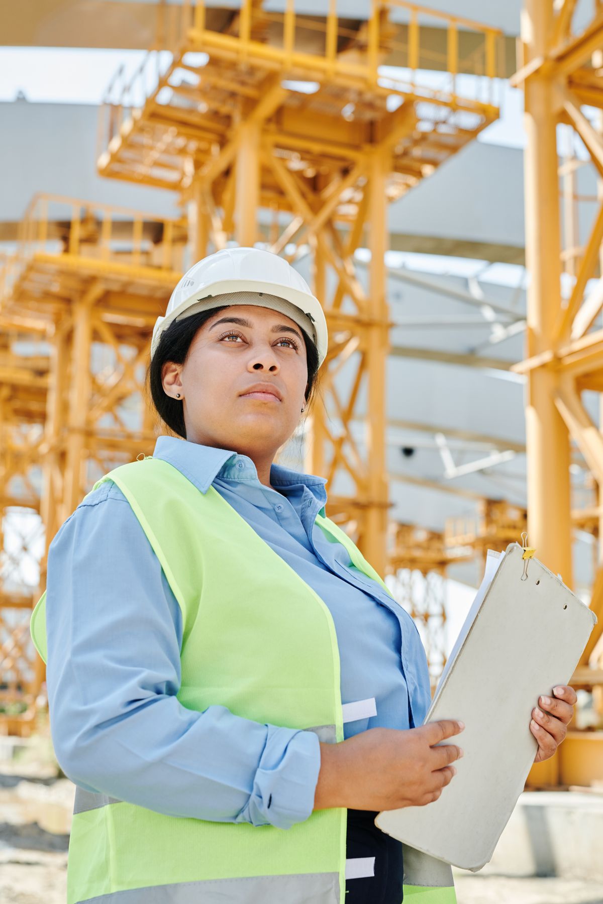 Safety officer representing AOSH UK HSE qualifications