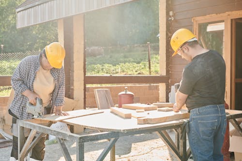 Foto d'estoc gratuïta de barrets durs, construcció, constructor