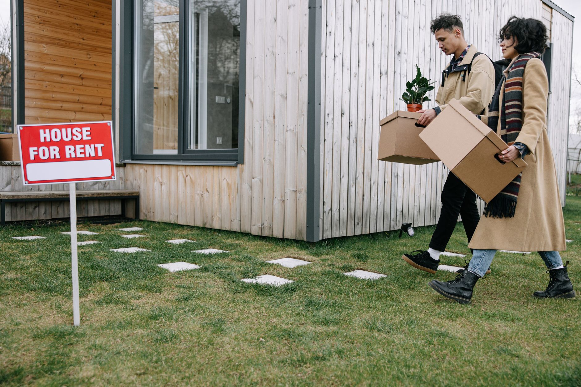 Illustrative image: Tenants at 32.7% rent ratio near referencing limits as evictions slow