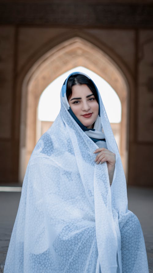 Free Portrait of Woman Wearing Headscarf and Veil Stock Photo