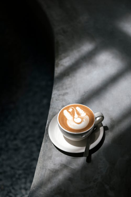 Gratis arkivbilde med cappuccino, drikke, kaffe