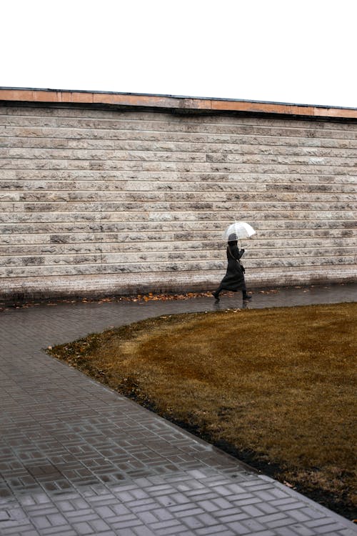 Darmowe zdjęcie z galerii z chodzenie, fotografia uliczna, osoba