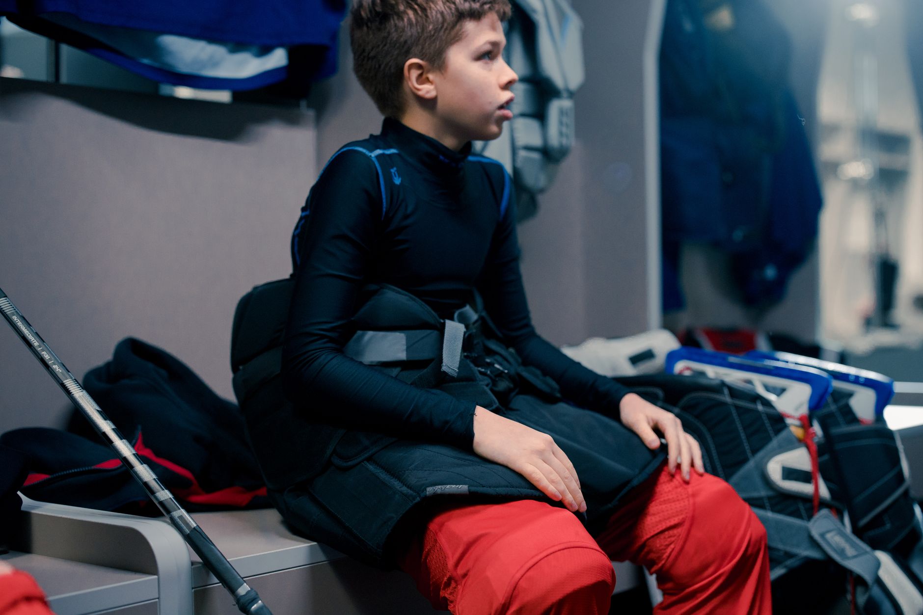 Best Youth Sports Equipment 2026 — Bats, Footballs & Street Hockey Sets