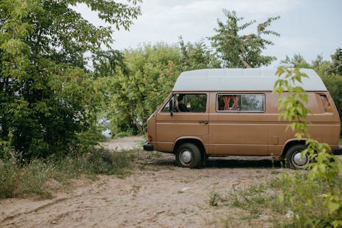 Fotobanka s bezplatnými fotkami na tému automobil, automobilový priemysel, cestovať