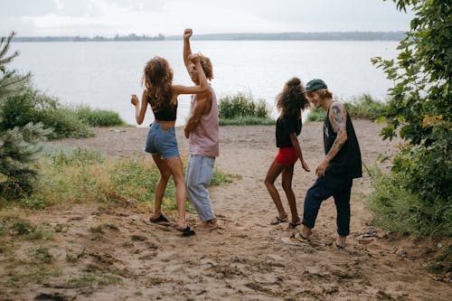Fotos de stock gratuitas de al aire libre, bailando, disfrute