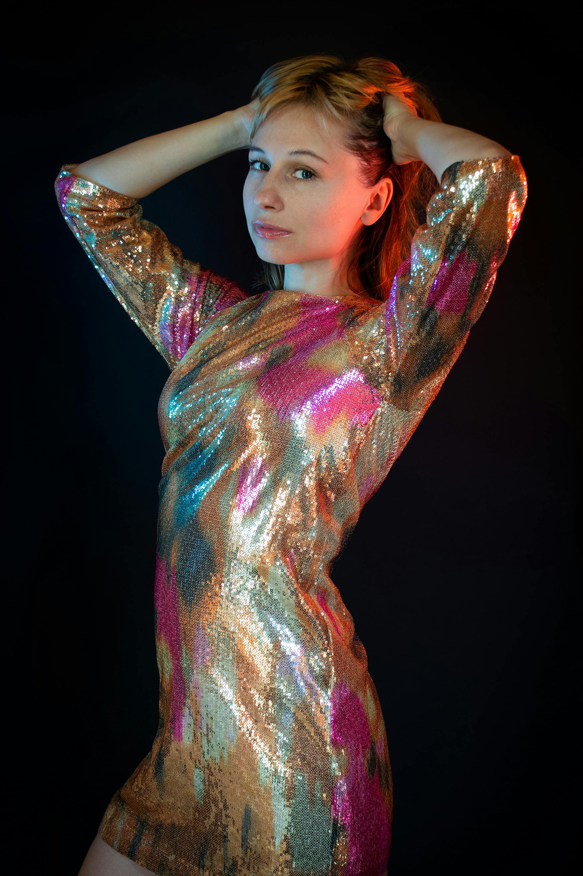 Young Woman with Her Body Covered in Glitter · Free Stock Photo