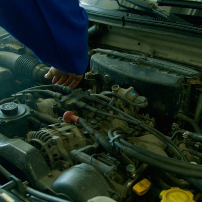Auto repair tools and workspace