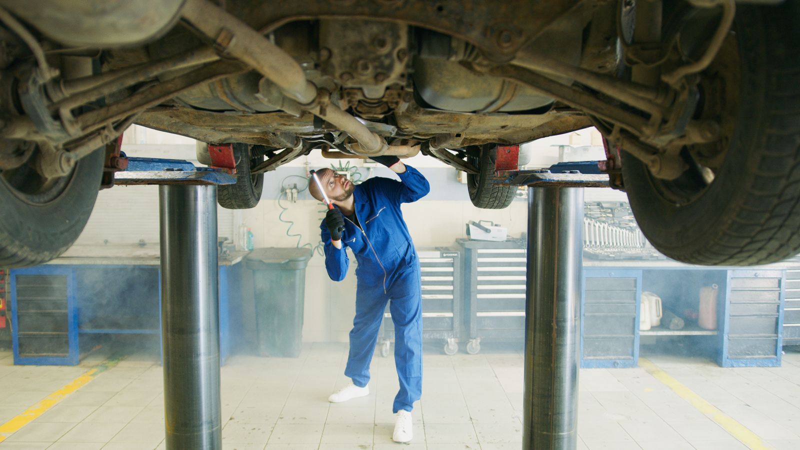 professional mechanical garage workshop repair facility
