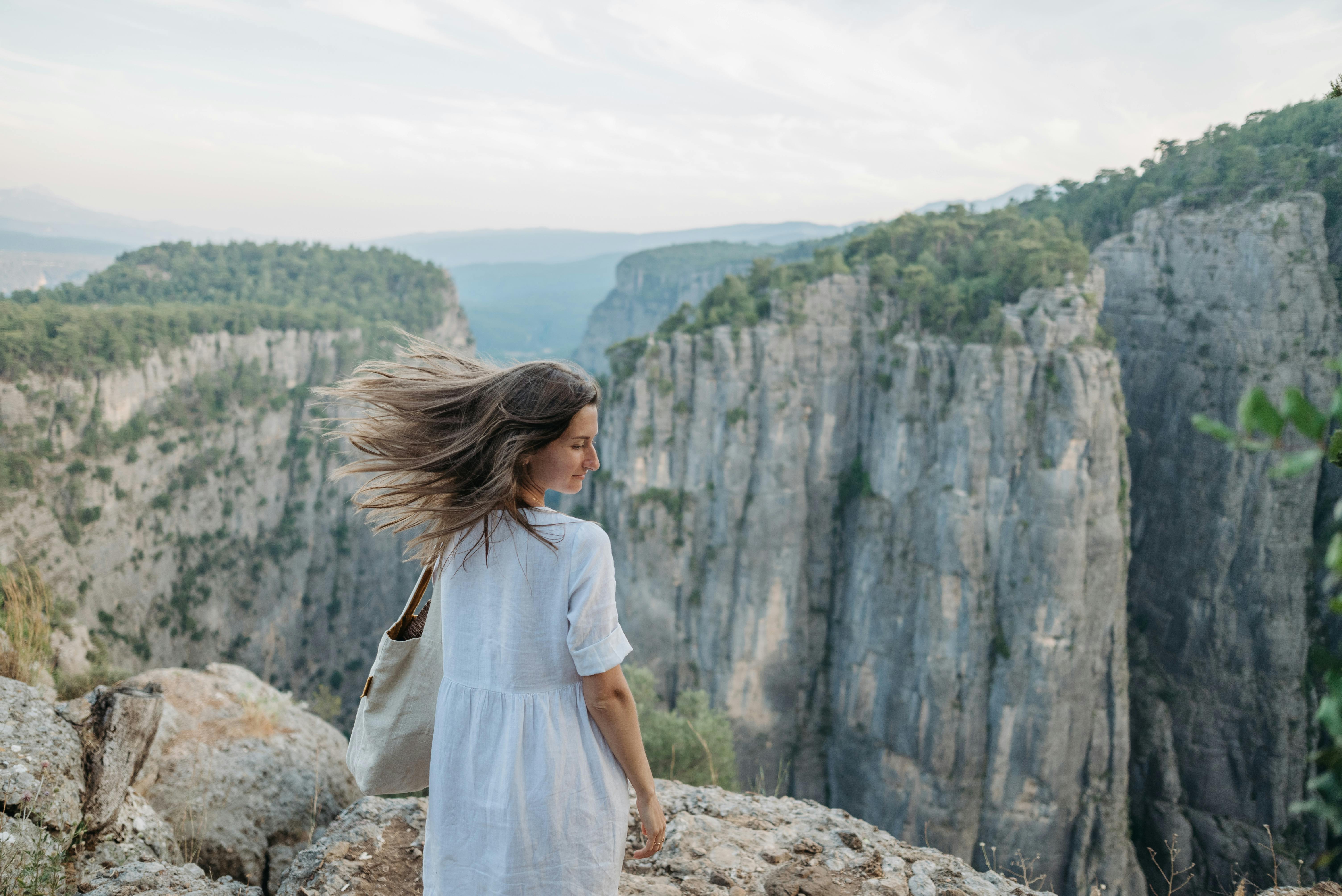 Bagsmart totes, backpacks and travel gear are up to 49% off on Amazon — Photo by Pavel Danilyuk on Pexels