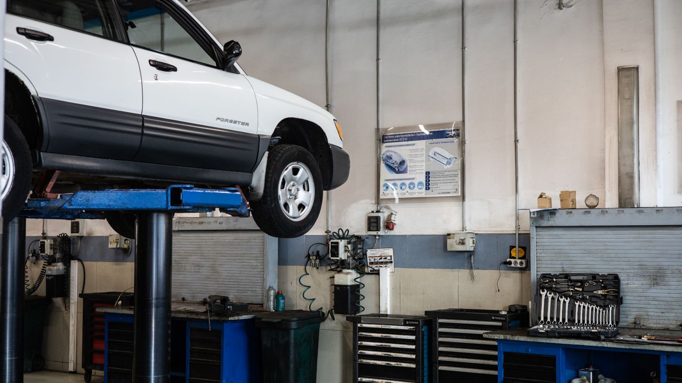 Why I’d buy the VEVOR Electric Car Jack over a manual roadside scissor jack