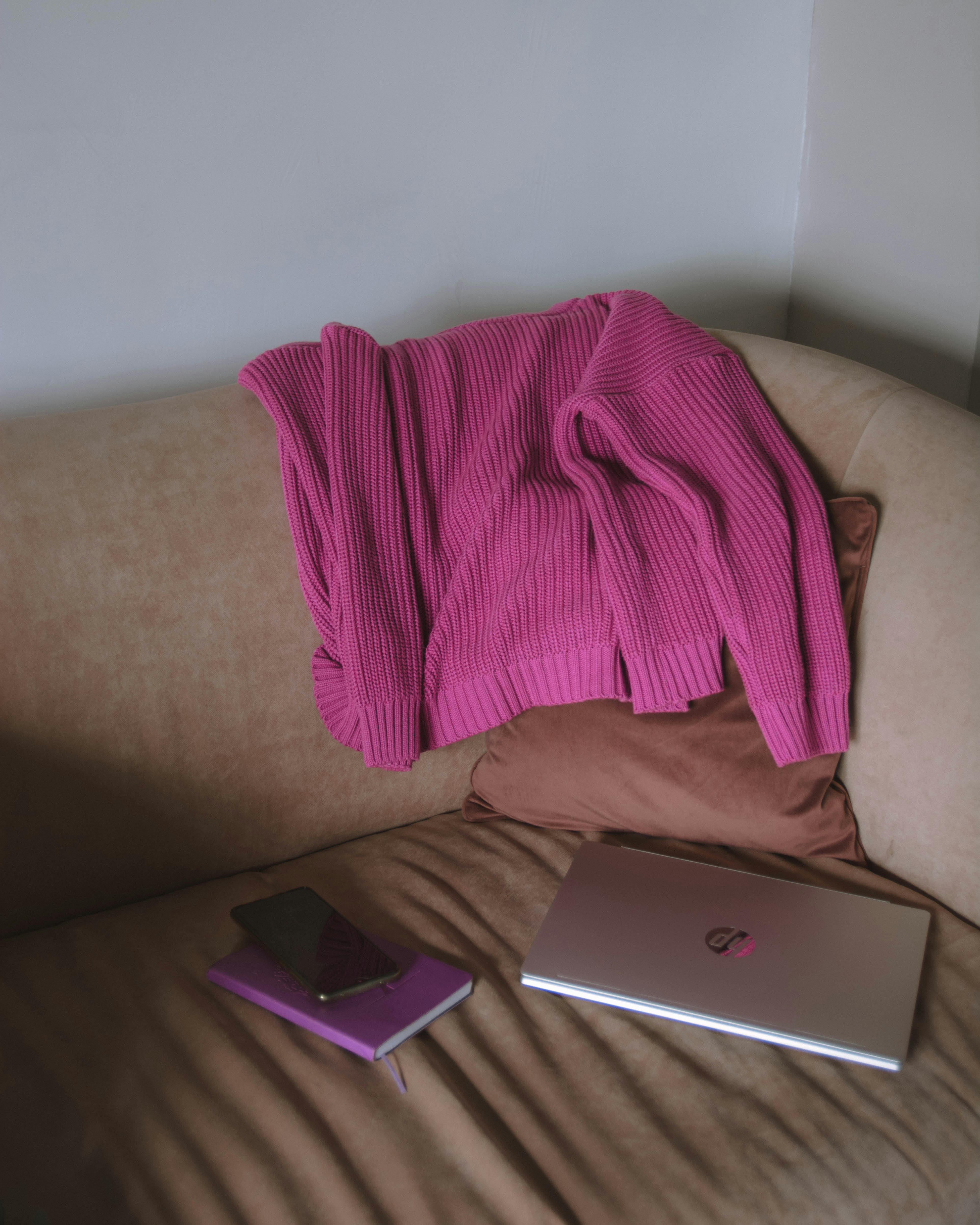 Тренды в дизайне текстиля для дома в 2025 году