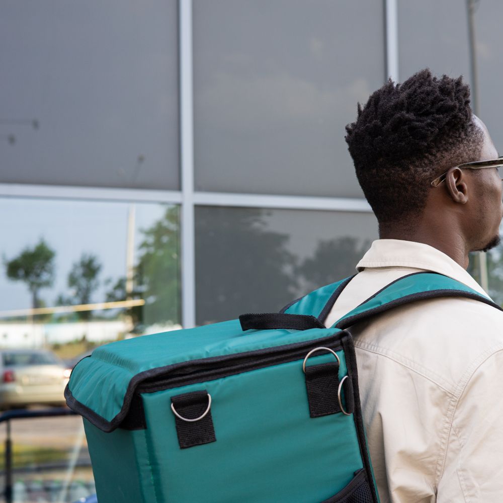 Johnshaven — student move with boxes and a van