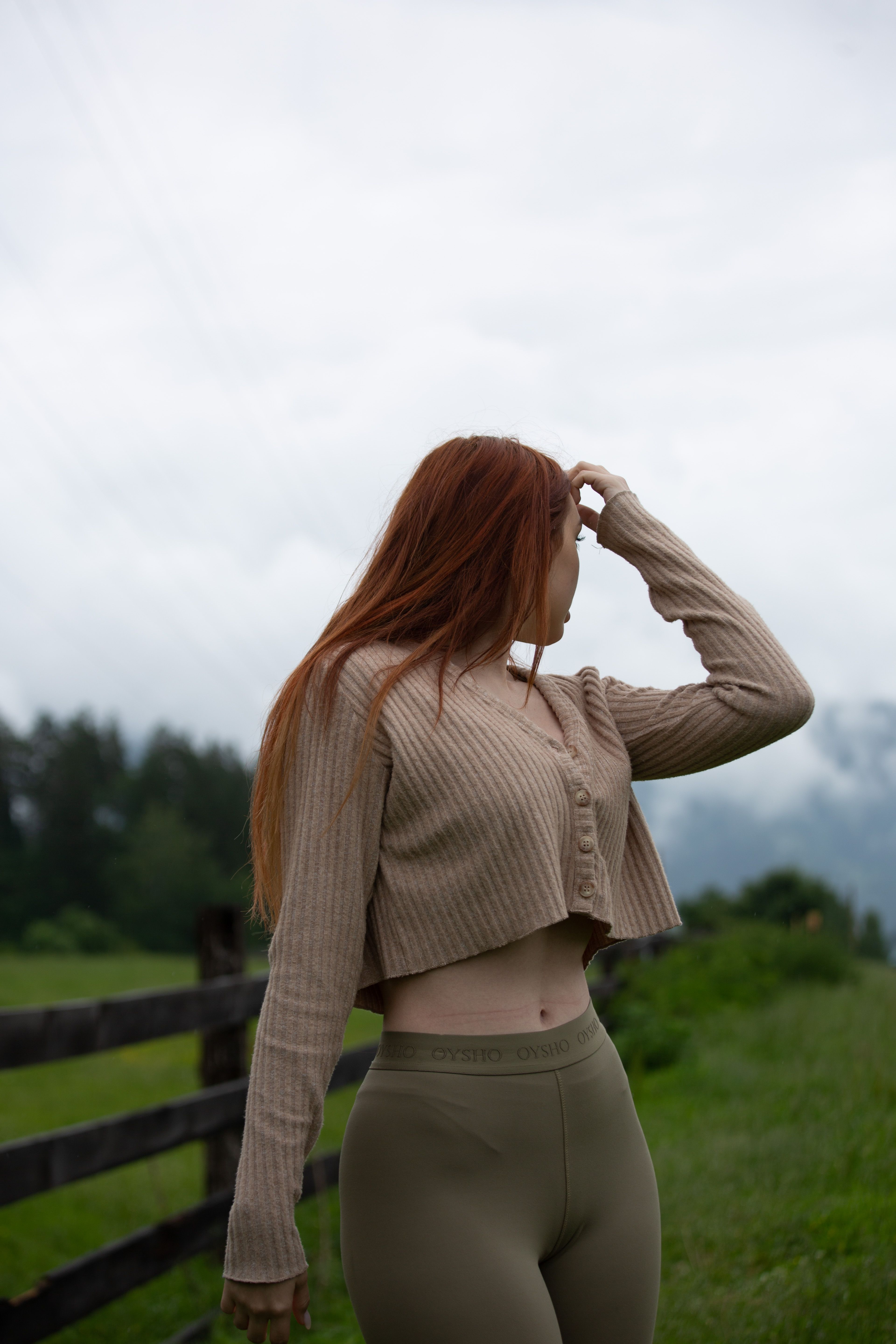 Blusa Canelada Bege Manga Longa