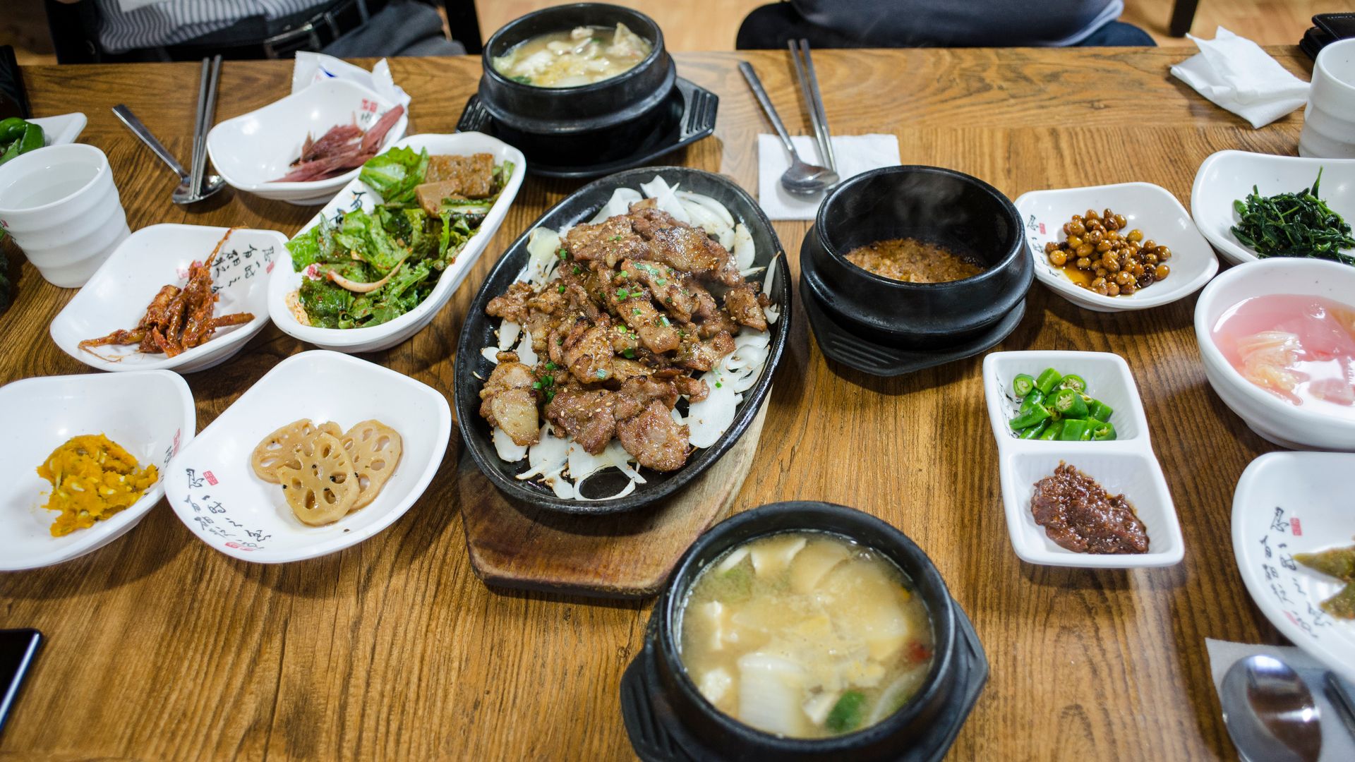 Hidangan Korea yang bisa dinikmati setelah melakukan reservasi restoran Korea Selatan secara online