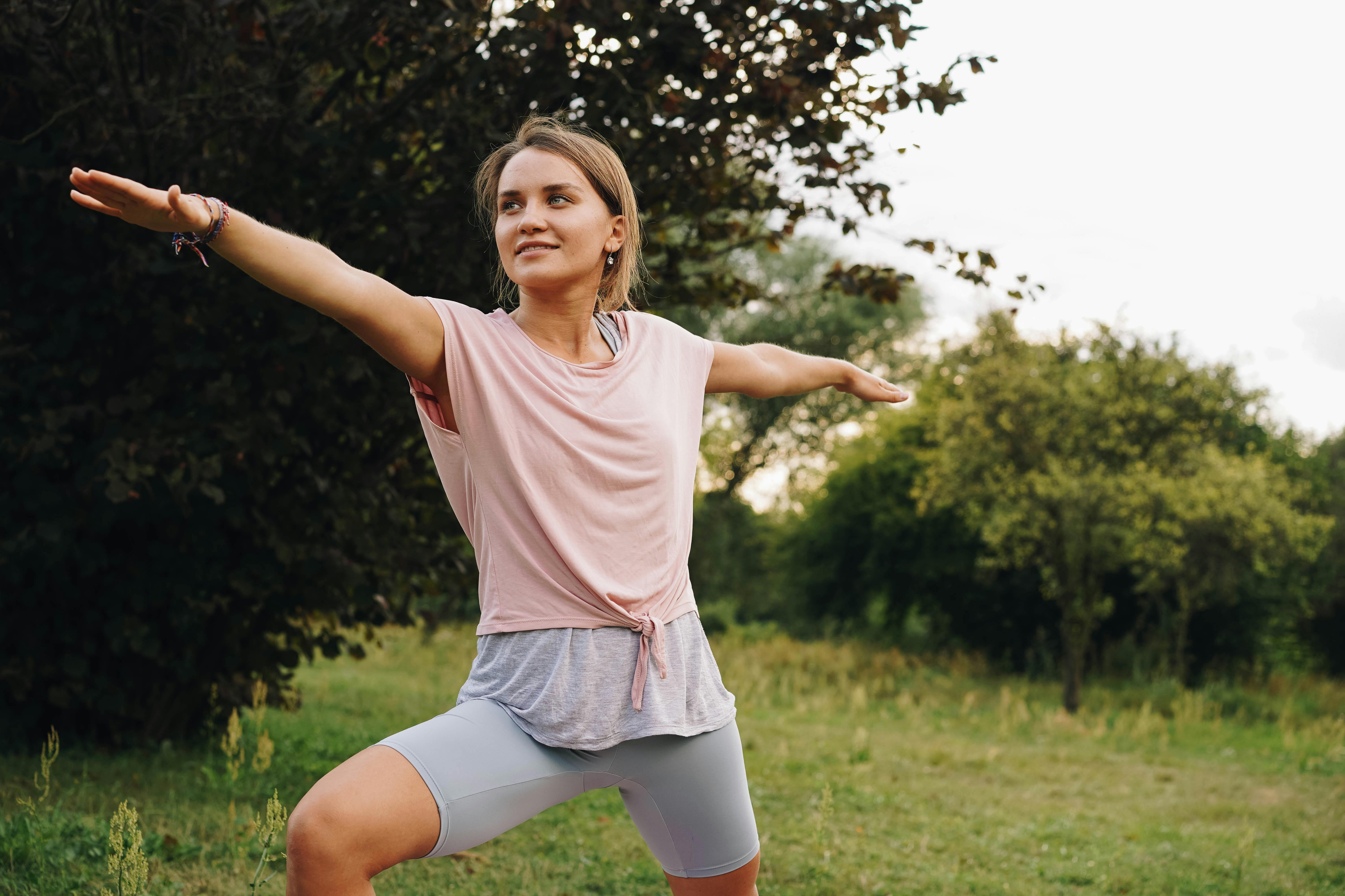 Carrie Underwood's longevity routine includes eating more protein, gardening, and hundreds of push-ups — Photo by olia danile