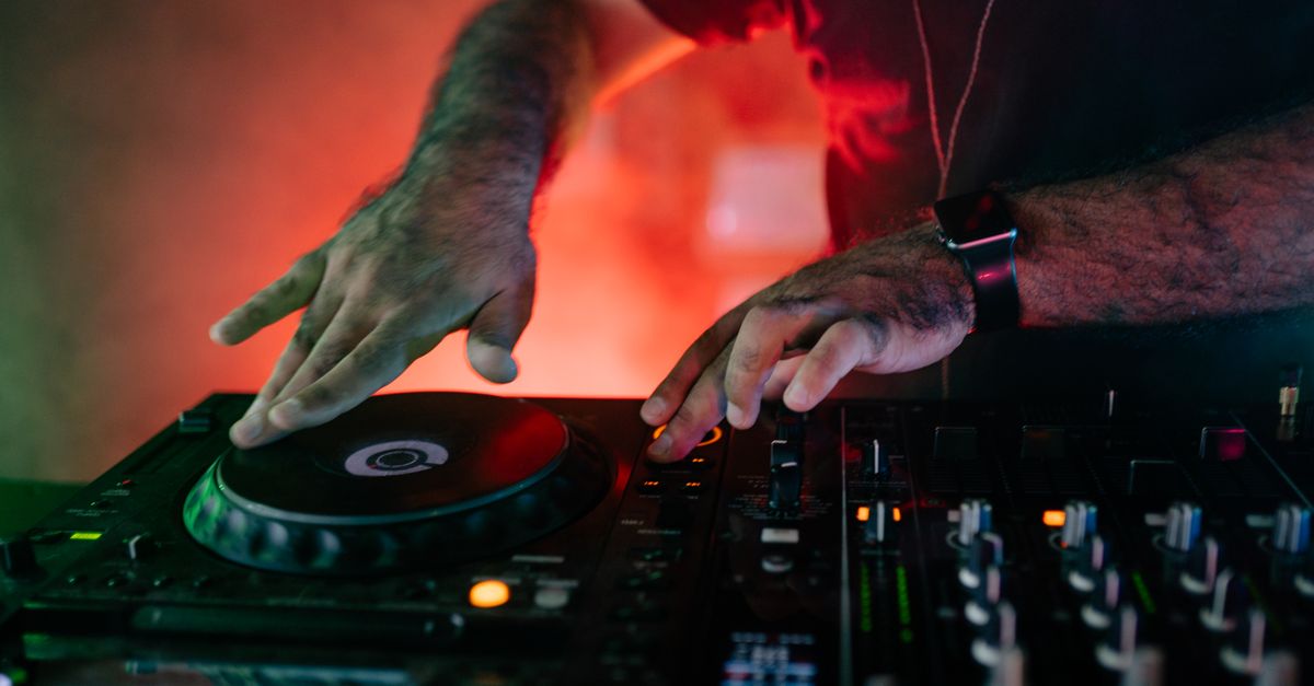 Nyxara b2b Ferrox