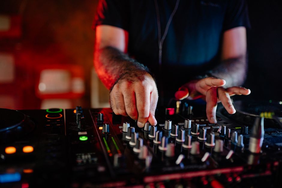 Comparative Analysis with Other High-Speed mixers