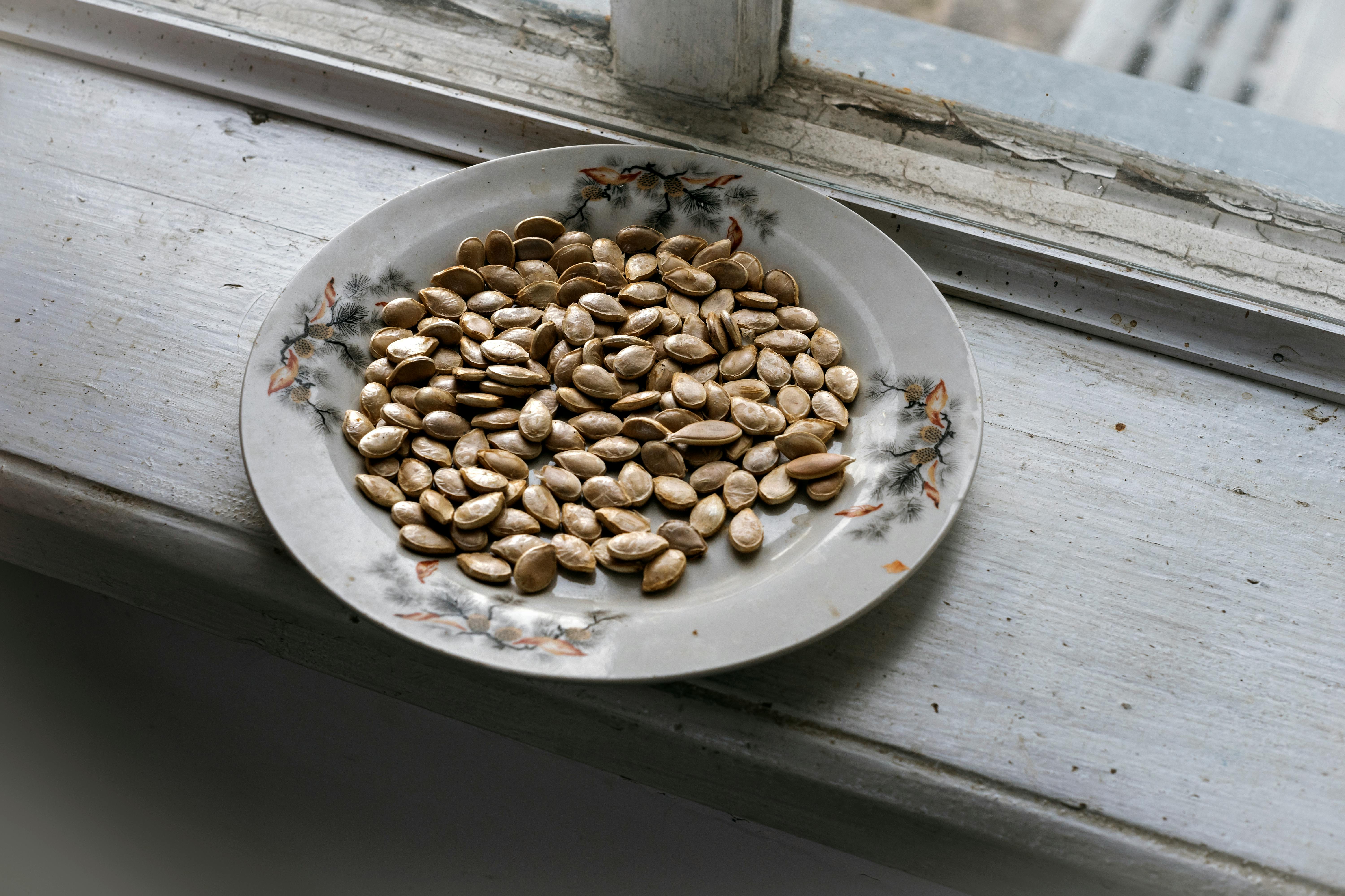 How do you eat pumpkin seeds for your prostate?