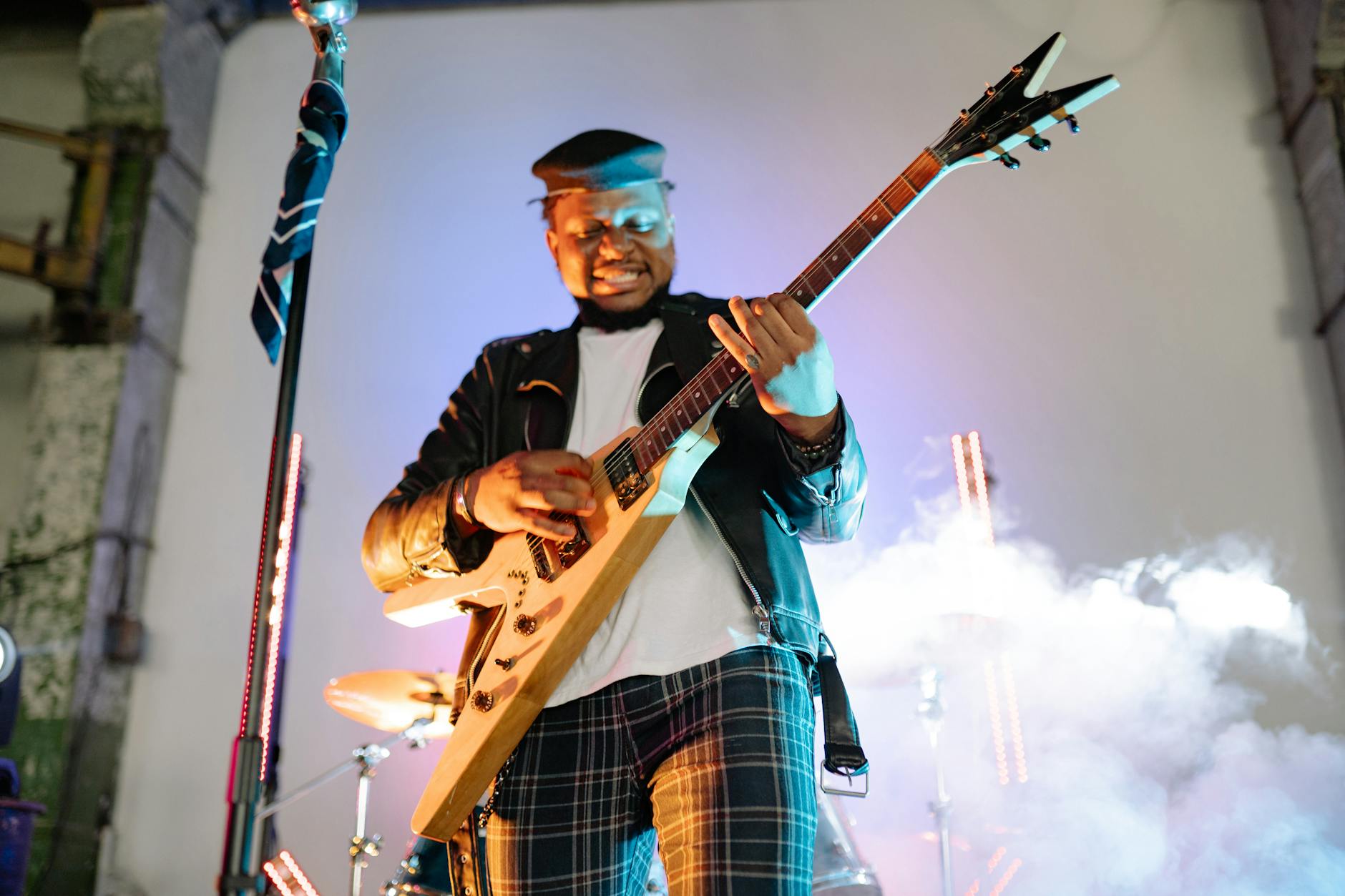 Metal Guitar Techniques Metal Guitar Techniques - Complete Techniques guide