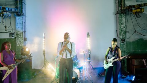 How a singing section forms, and why clubs try to engineer one