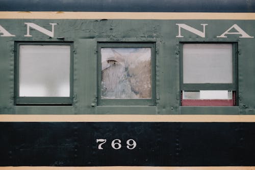Základová fotografie zdarma na téma doprava, lokomotiva, okna