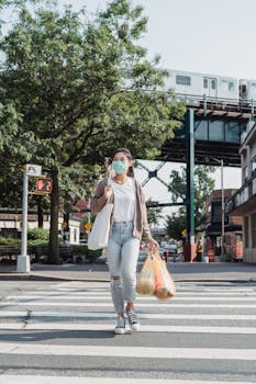 CFTC Commissioner Calls for Comprehensive Reforms in U.S. Cryptocurrency Regulations