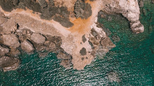 Foto profissional grátis de à beira-mar, beira-mar, costa do oceano