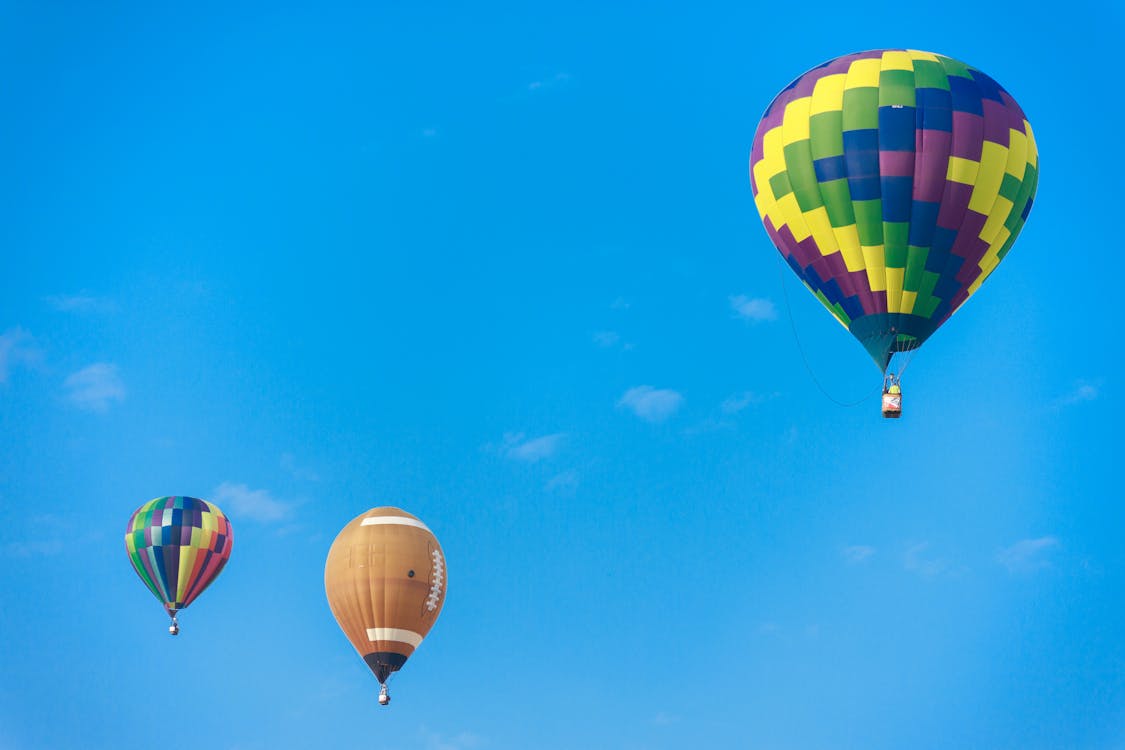 Бесплатное стоковое фото с воздушный шар, Корзина, красочный