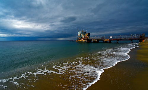 Gratis lagerfoto af kystbane, Middelhavet, mørke skyer
