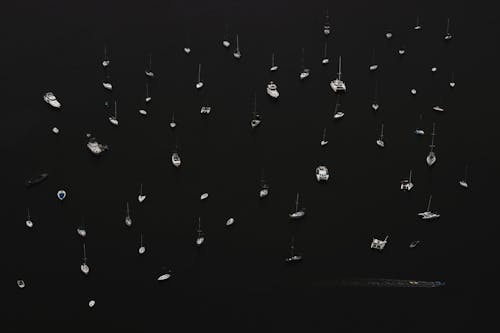 Immagine gratuita di barche, bianco e nero, corpo d'acqua