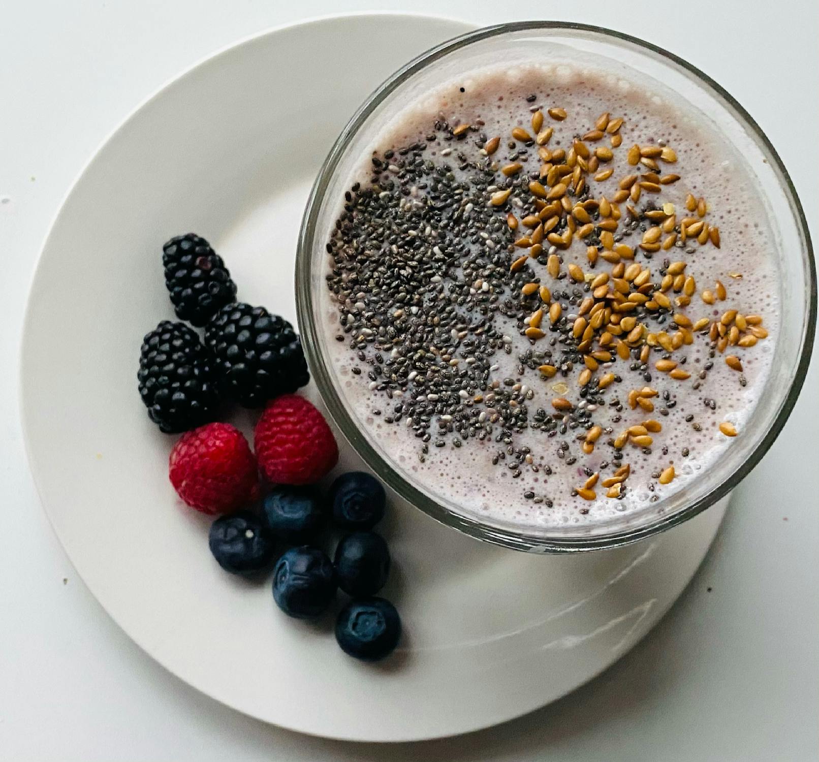 Flaxseed  Photo by ZN’s Food&NatureArt from Pexels: https://www.pexels.com/photo/a-close-up-shot-of-a-smoothie-bowl-9026809/