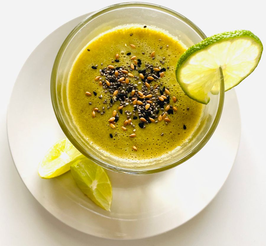 Fresh green smoothie in a glass