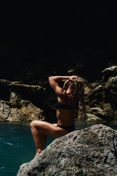 Gratis Fotos de stock gratuitas de bikini, mujer, ocio Foto de stock