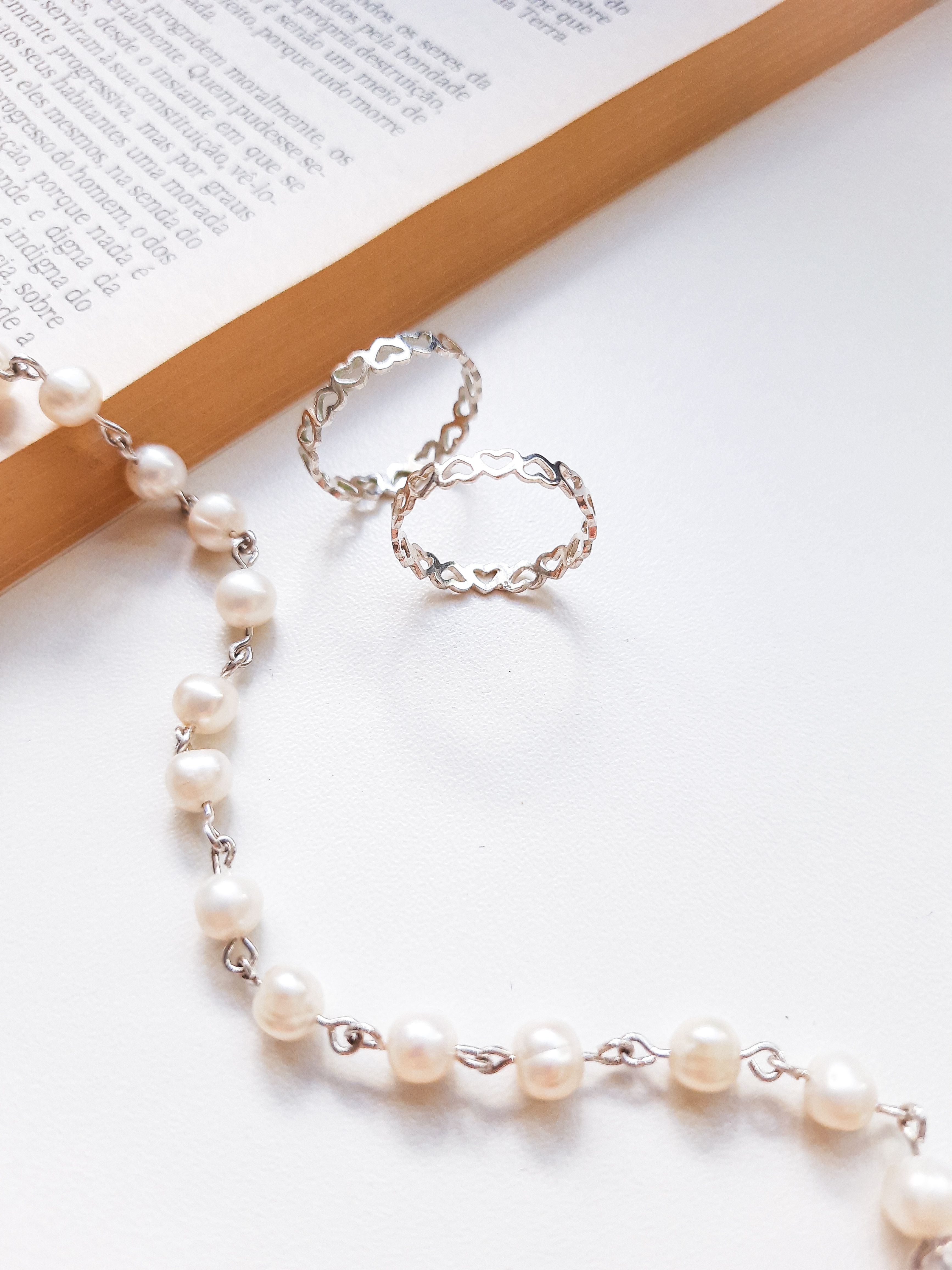Chic and casual look with pearl drop earrings
