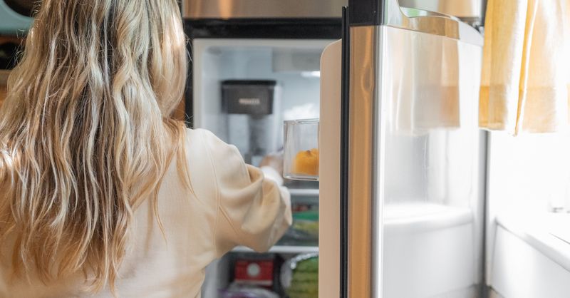 Combien consomme un frigo ? Coût réel et kWh par an