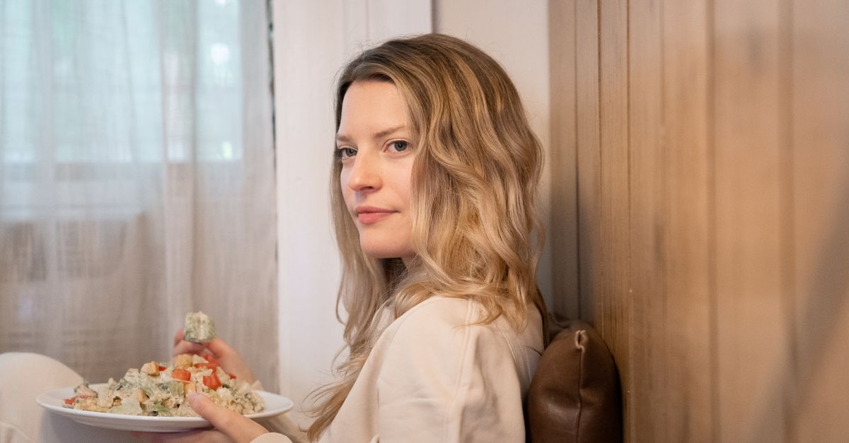 Mastering Mindful Eating: A Practical Guide to Transforming Your Relationship with Food