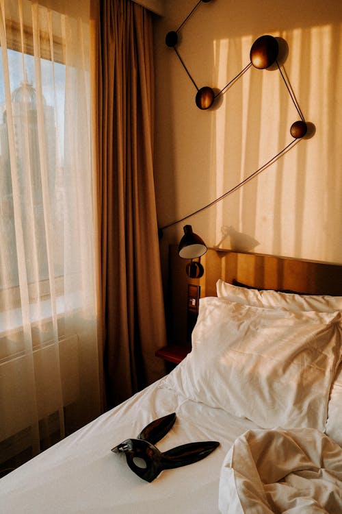 ベッド, 垂直ショット, 寝室の無料の写真素材