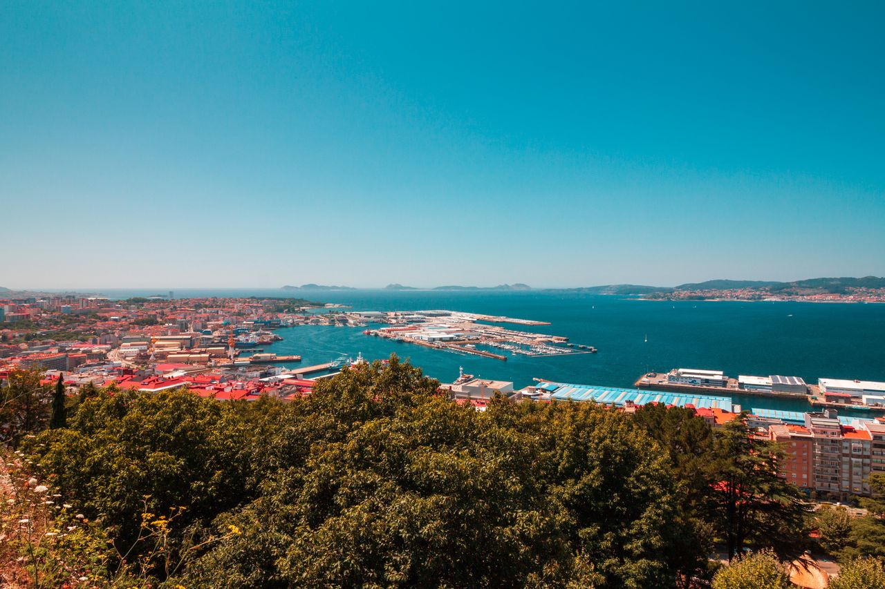 Foto editorial de Vigo, España · destino publicado en Trivi Travel Issue