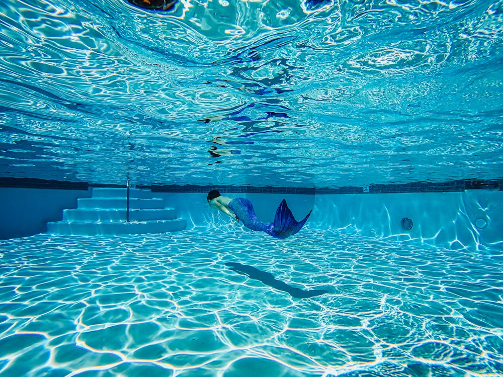 Безкоштовне стокове фото на тему «басейн, блакитна вода, відображення»