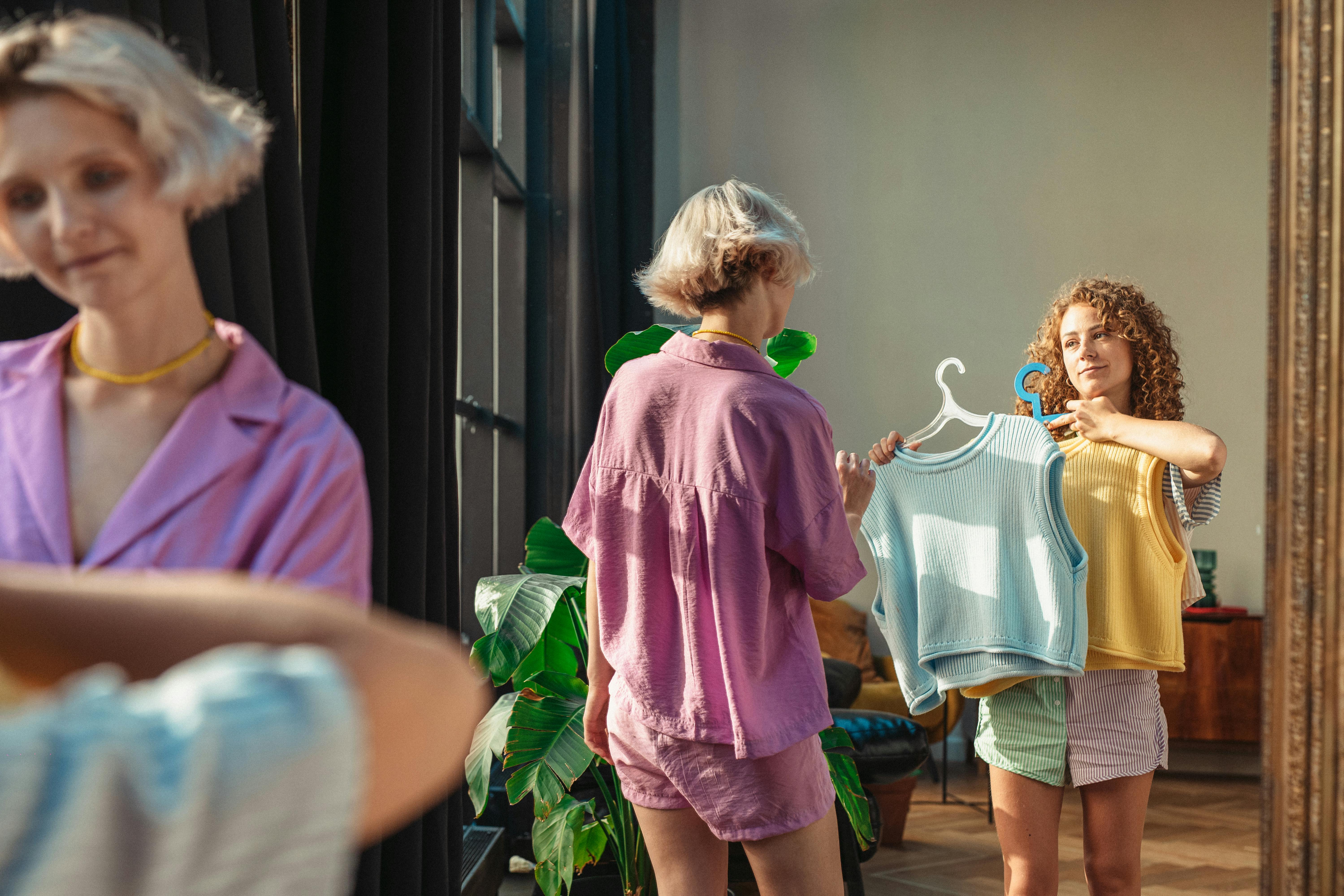 fashion wardrobe website — Photo by SHVETS production on Pexels