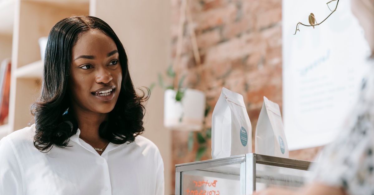 How to Maximize Customer Engagement in Your Smart Shop