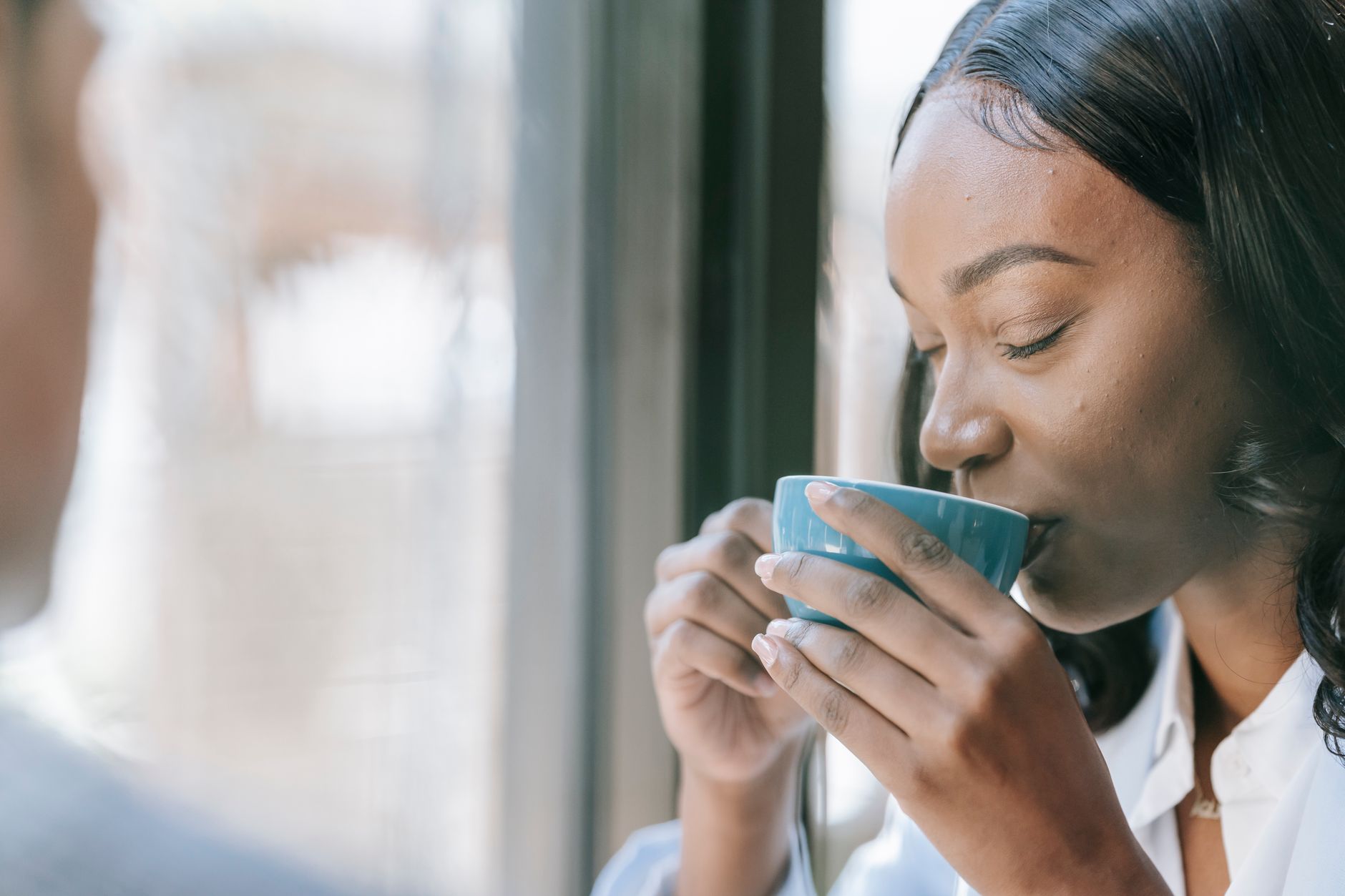 Something in Your Eye? Here's How to Safely Remove It