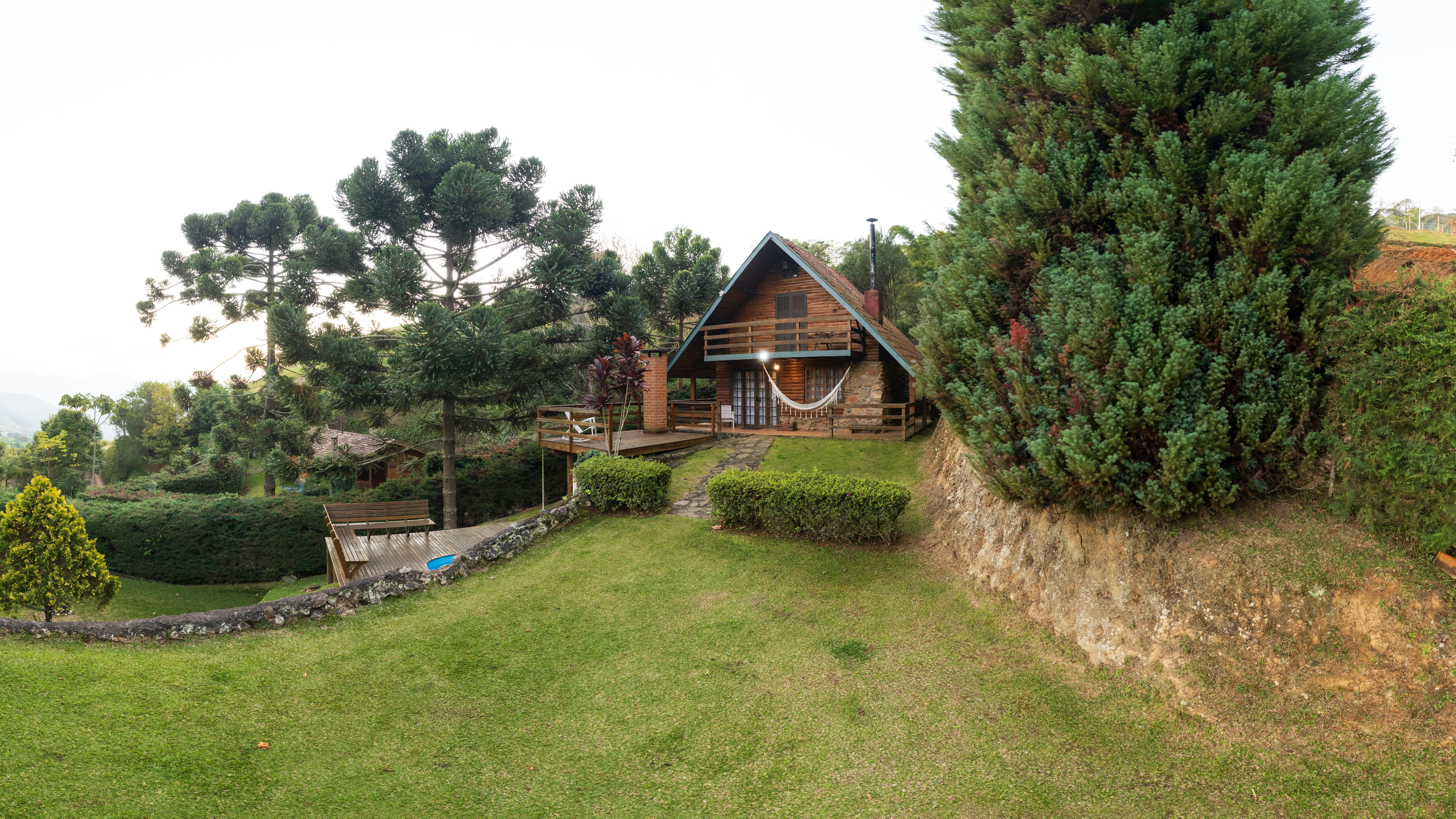 Eco Lodge Innovation Breakthroughs: Pioneering Sustainable Travel