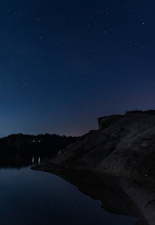 Foto stok gratis artis, batu, danau