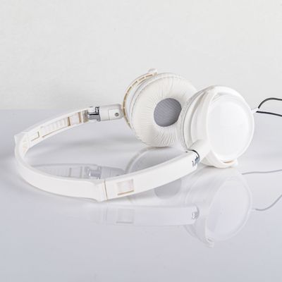White wired headphones — Saeed Khokhar on Pexels