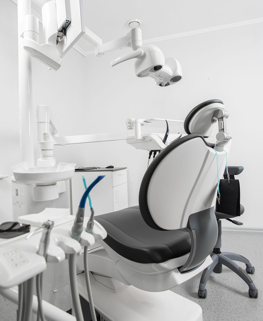 Calm modern dental surgery room