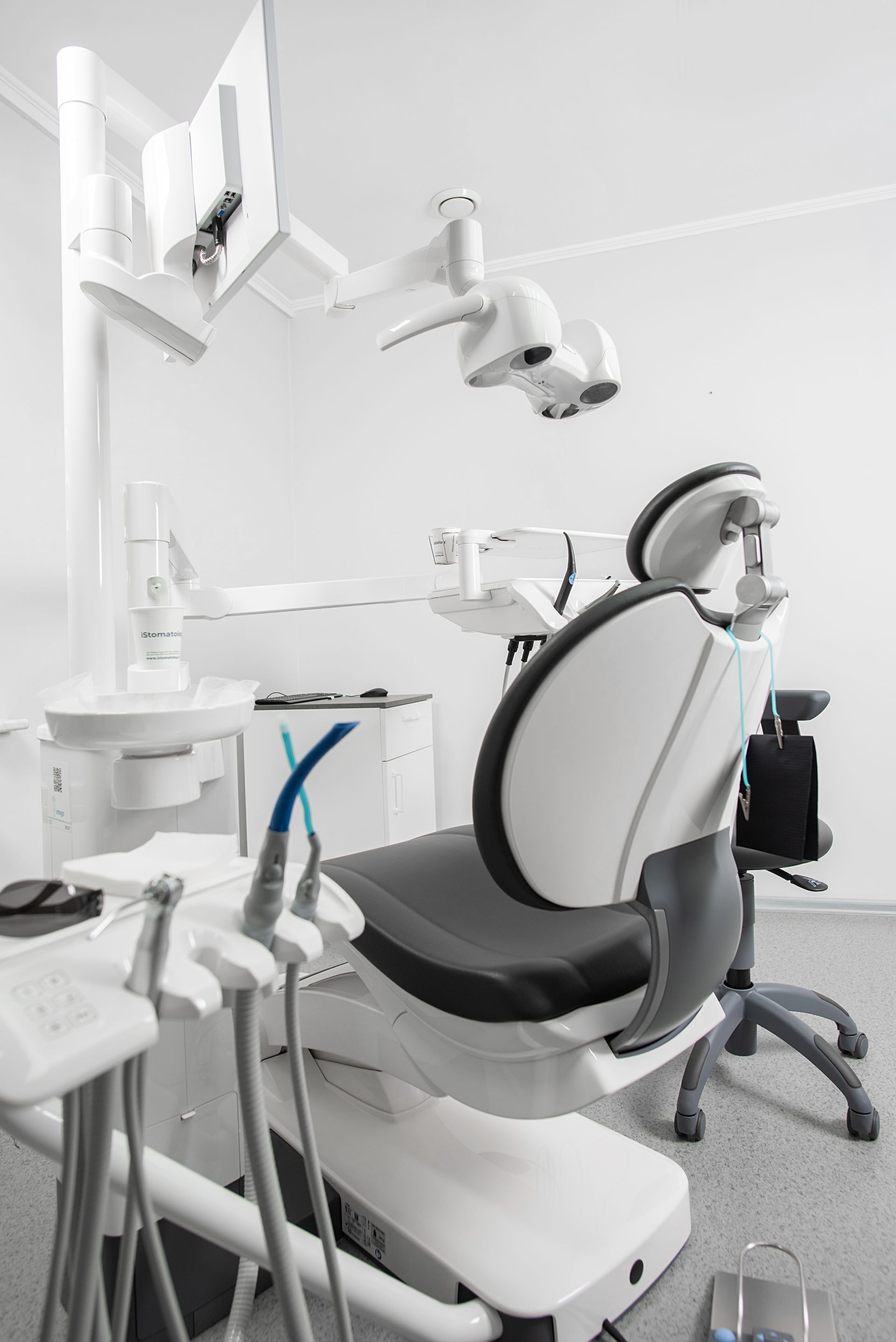 Interior de clínica dental moderna
