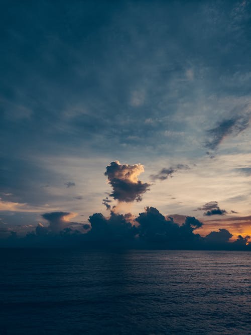 Gratis Fotos de stock gratuitas de cielo nublado, fotografía de naturaleza, mar Foto de stock